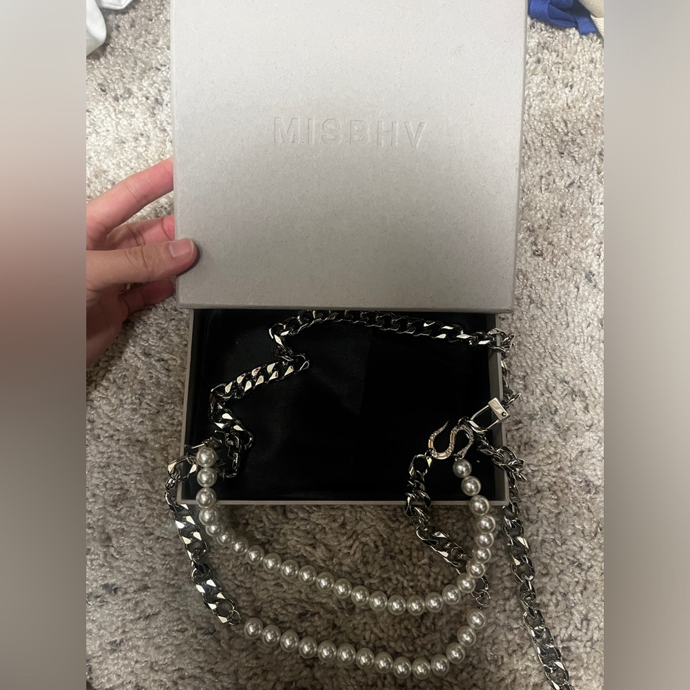 MISBHV pearl belt